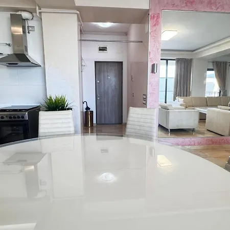 Velina Apartment *
